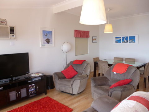 Seascape - Sunshine Coast Tourism 7