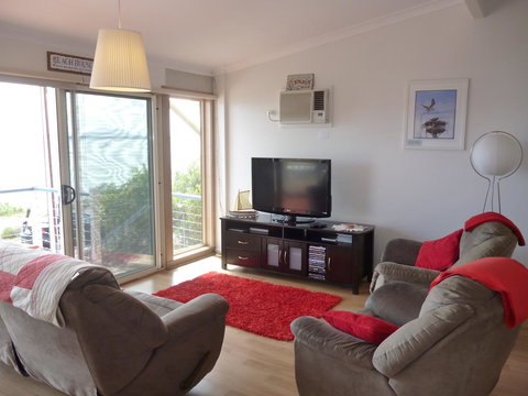 Seascape - Sunshine Coast Tourism 5