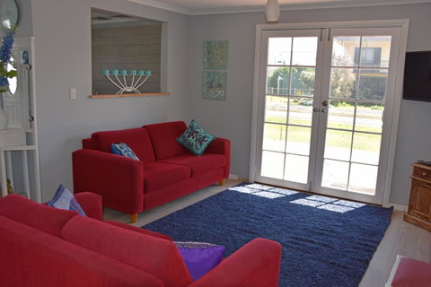 Beach Life Retreat - Sunshine Coast Tourism 2