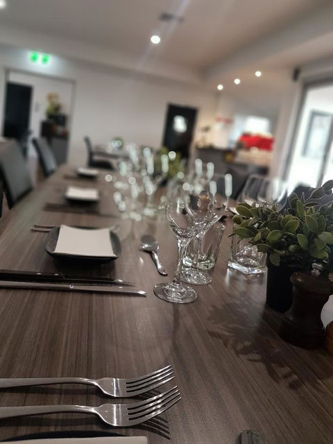 The Avenue Inn - Sunshine Coast Tourism 5