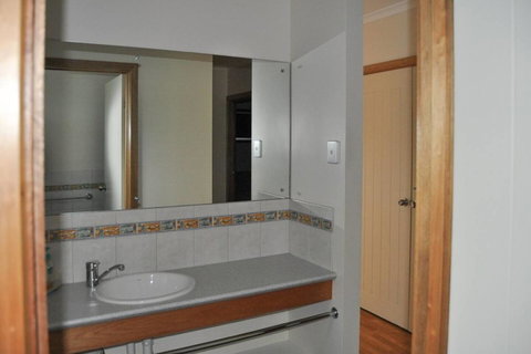 Rest A Shore Coffin Bay - Holiday Sunshine Coast 8