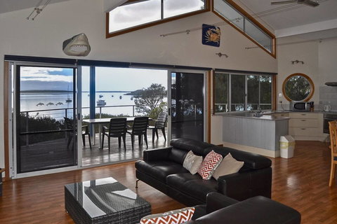 Rest A Shore Coffin Bay - Holiday Sunshine Coast 3