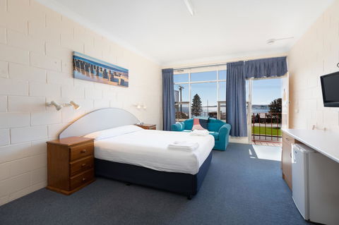 Blue Seas Motel - Holiday Sunshine Coast 0