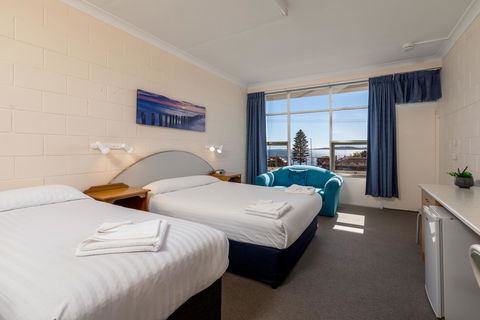 Blue Seas Motel - Holiday Sunshine Coast 5