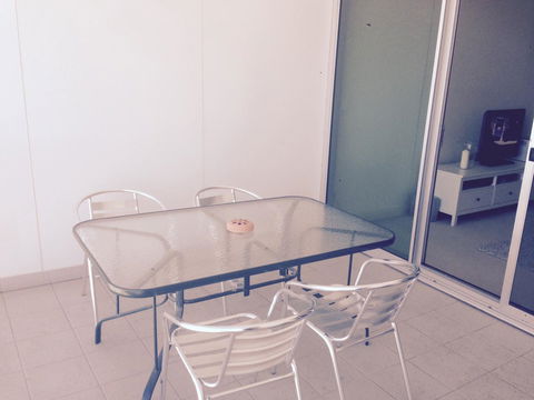 Breakwater Apartment - Holiday Sunshine Coast 13