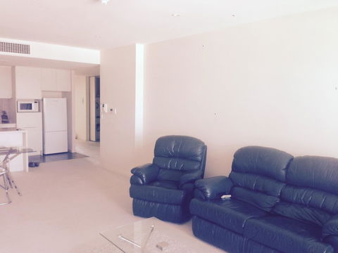 Breakwater Apartment - Holiday Sunshine Coast 12