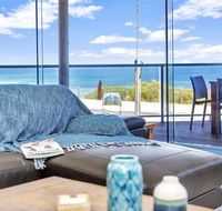 Sail Away - Holiday Sunshine Coast