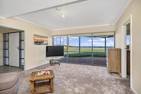 Sail Away - Sunshine Coast Tourism 12