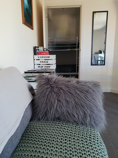 Barossa Valley Studio - Sunshine Coast Tourism 3