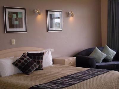 Lakeview Motel And Apartments - Holiday Sunshine Coast 32