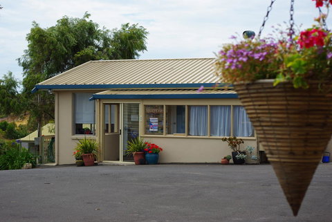 Lakeview Motel And Apartments - Holiday Sunshine Coast 35