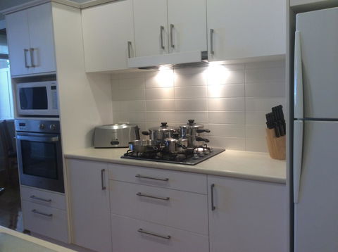 Parkview Apartment - Grandview House & Apartments - Sunshine Coast Tourism 5