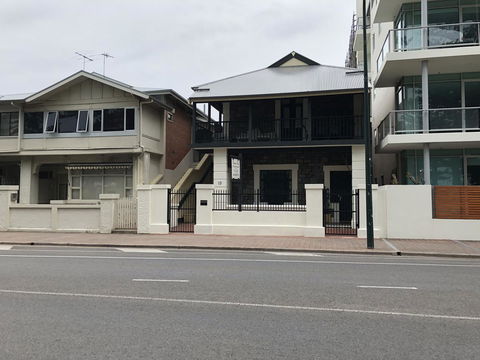 Parkview Apartment - Grandview House & Apartments - Sunshine Coast Tourism 12