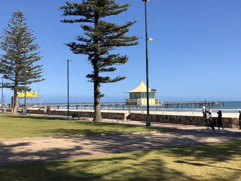 Parkview Apartment - Grandview House & Apartments - Sunshine Coast Tourism 2