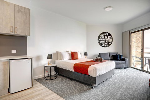 Limani Motel - Holiday Sunshine Coast 28