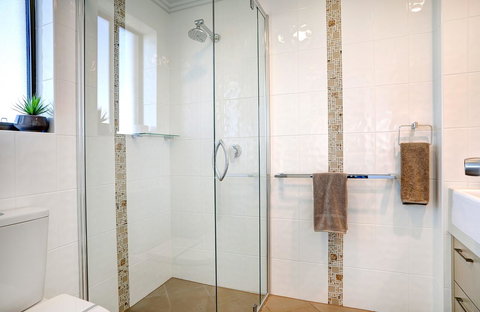 Limani Motel - Holiday Sunshine Coast 30