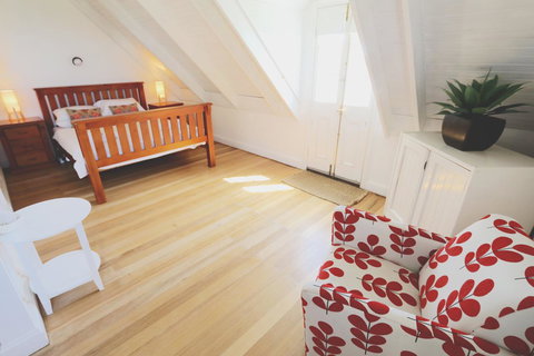 Caledonian Inn - Holiday Sunshine Coast 6