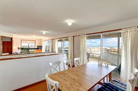 SeaWatch-Sea Views - Sunshine Coast Tourism 10