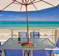Adelaide Luxury Beach House - Holiday Sunshine Coast
