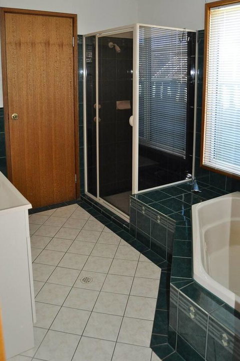 Baywatch - Holiday Sunshine Coast 1