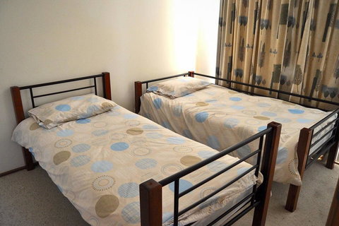 Baywatch - Holiday Sunshine Coast 16