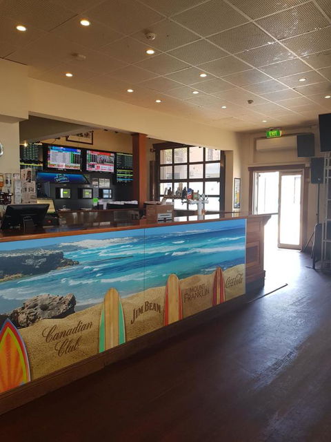 Pier Hotel Port Lincoln - Holiday Sunshine Coast 2