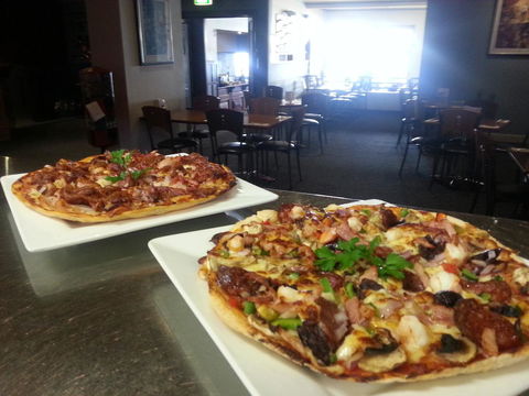 Pier Hotel Port Lincoln - Holiday Sunshine Coast 28