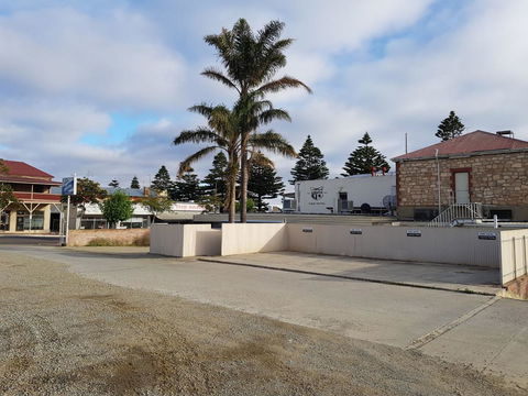 Pier Hotel Port Lincoln - Holiday Sunshine Coast 32