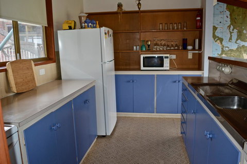 Dolphinview - Sunshine Coast Tourism 5