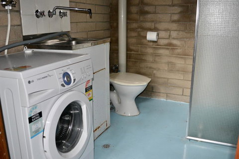 Dolphinview - Sunshine Coast Tourism 12