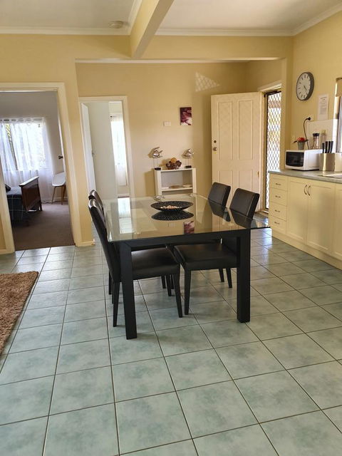 Super Central Location - Holiday Sunshine Coast 0