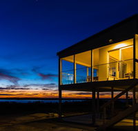 Southern Ocean Lookout - Holiday Sunshine Coast