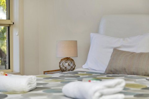 The Lighthouse - Port Willunga - C21 SouthCoast Holidays - Sunshine Coast Tourism 13