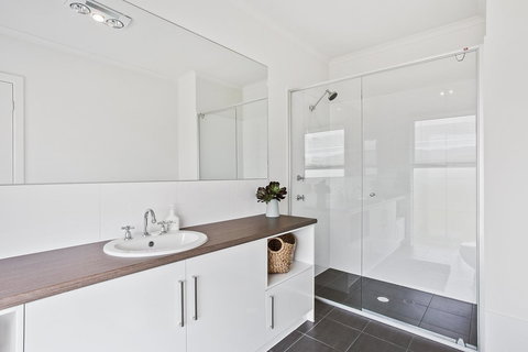 Sea View At Silver Sands - C21 SouthCoast Holidays - Holiday Sunshine Coast 12