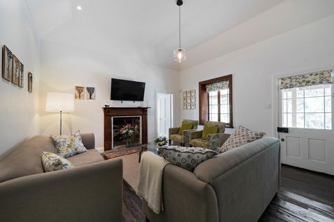 Jacobs Estate Cottage - Holiday Sunshine Coast 4
