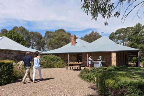 Jacobs Estate Cottage - Holiday Sunshine Coast 1