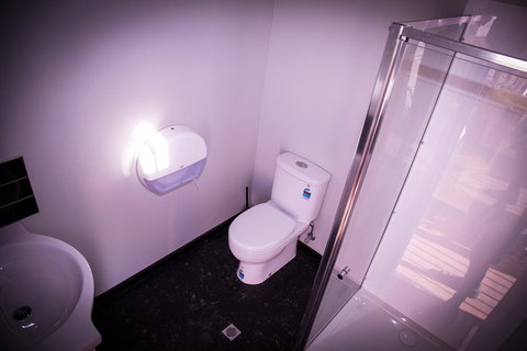 Bukirk Glamping & Fancy Coops - Sunshine Coast Tourism 29