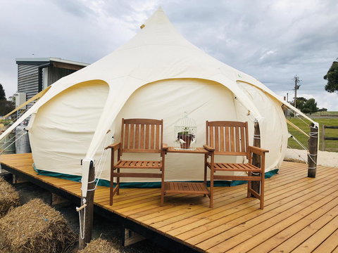 Bukirk Glamping & Fancy Coops - Sunshine Coast Tourism 0