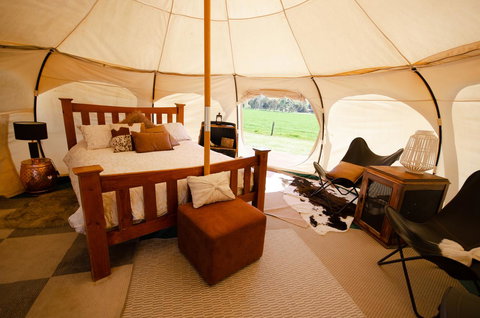 Bukirk Glamping & Fancy Coops - Sunshine Coast Tourism 9