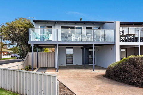 Sorrento - Aldinga Beach - Sunshine Coast Tourism 12