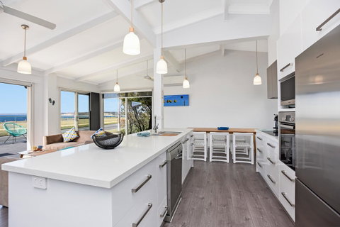 Sorrento - Aldinga Beach - Sunshine Coast Tourism 8