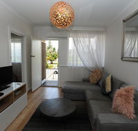 Glenelg Holiday Apartments-The Broadway - Sunshine Coast Tourism