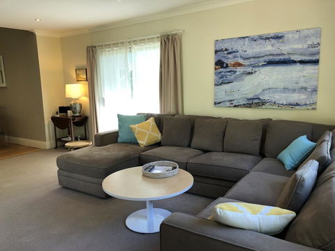 Jack\'s House B&B Clare - Sunshine Coast Tourism 11