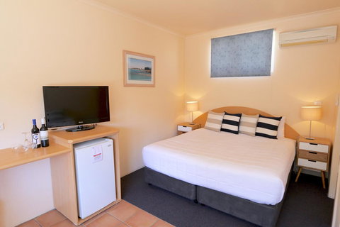 Harbour View Motel - Sunshine Coast Tourism 36
