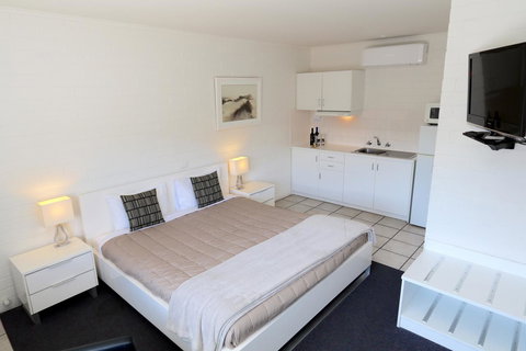 Harbour View Motel - Sunshine Coast Tourism 32