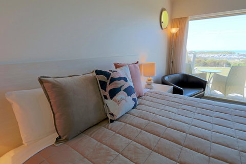 Harbour View Motel - Sunshine Coast Tourism 11