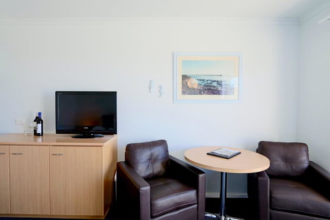 Harbour View Motel - Sunshine Coast Tourism 5