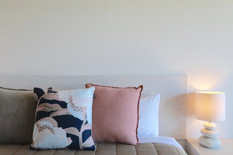 Harbour View Motel - Sunshine Coast Tourism 12