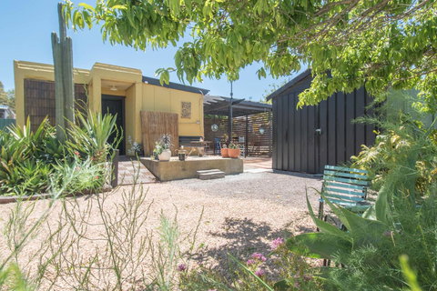 Sinclair Cottage - Holiday Sunshine Coast 30