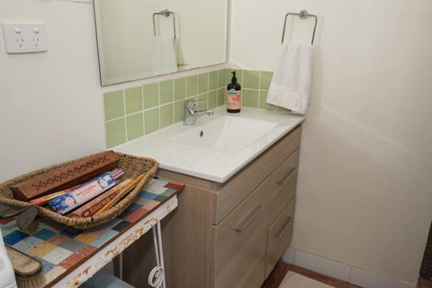 Sinclair Cottage - Holiday Sunshine Coast 18